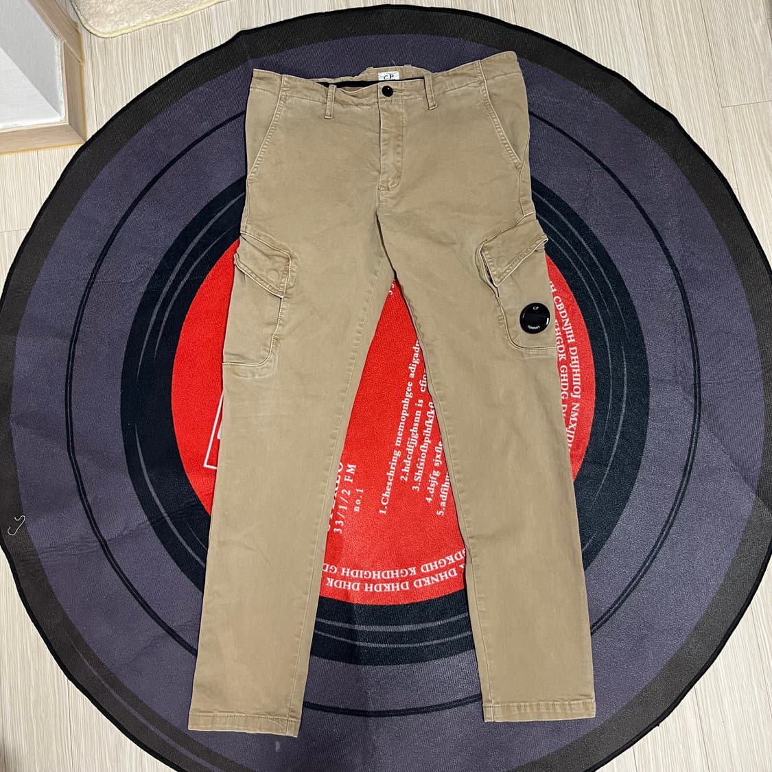 C.P. Company 카고팬츠 브라운 상품이미지1