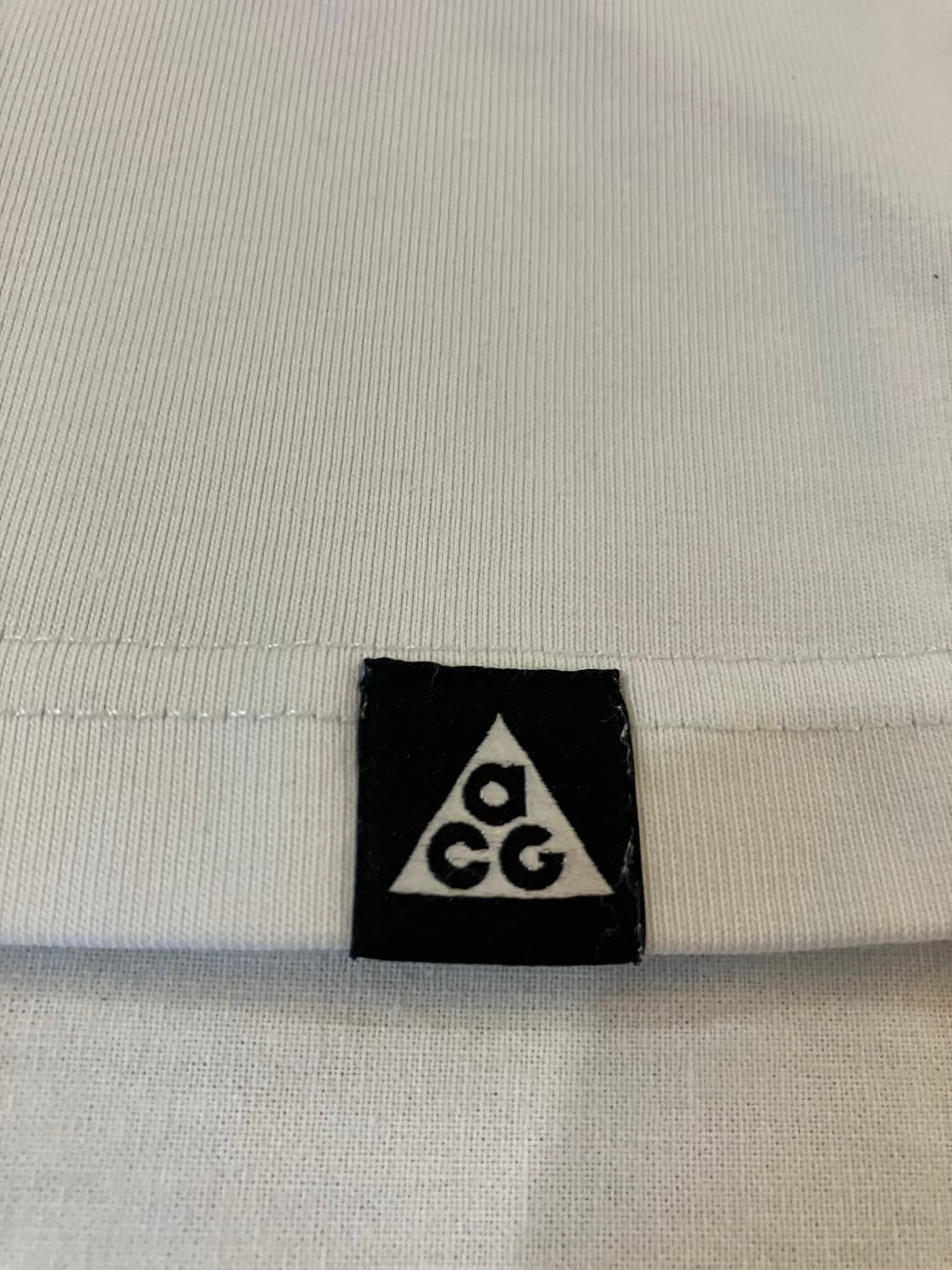 나이키 ACG 아이슬란드 맵 티셔츠 화이트 상품이미지3