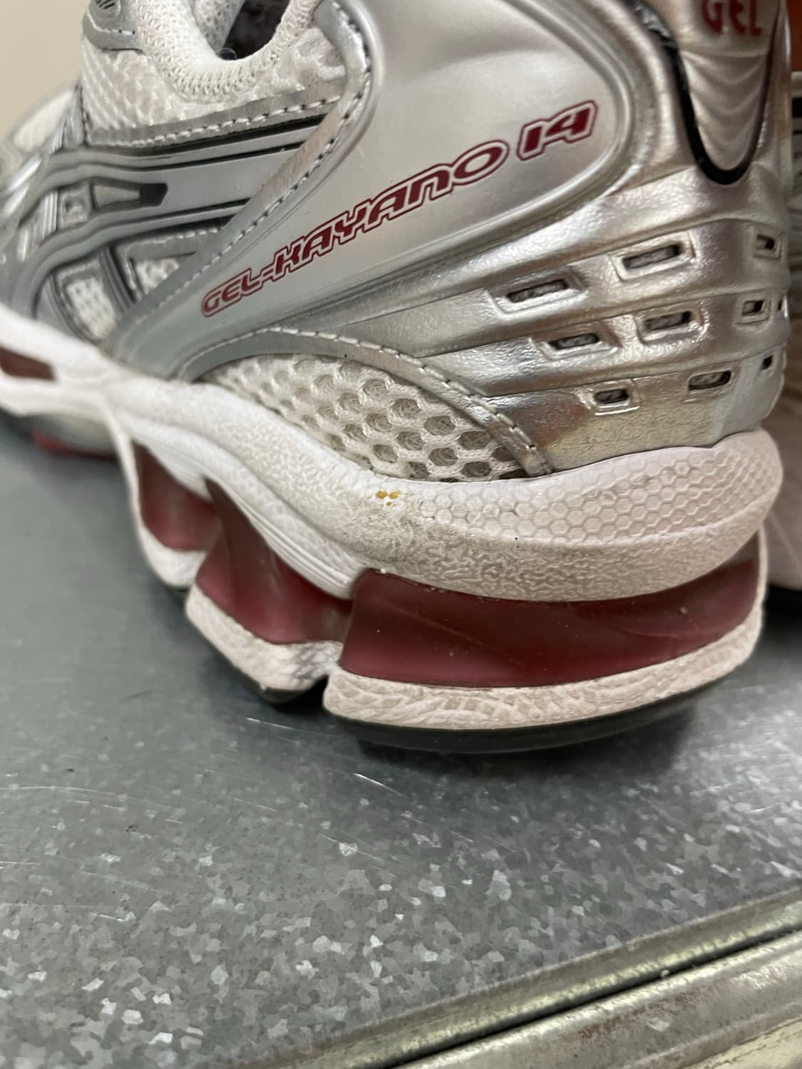아식스 젤 카야노 14 화이트 퓨어 실버 레드 240 상품이미지9