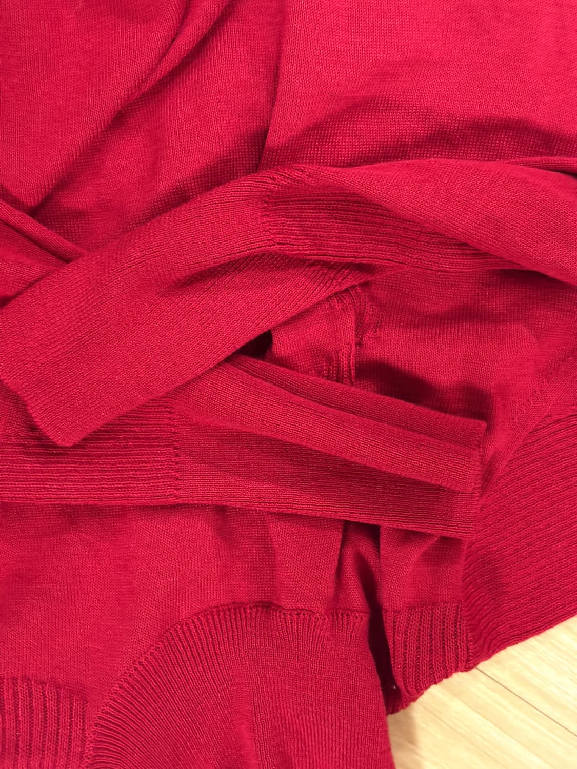 미스치프 터틀넥 레드 상품이미지3