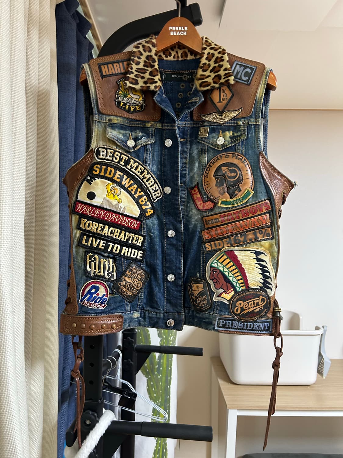 디스퀘어드2 커스텀 데님 빈티지 라이더 조끼 패치 워싱 상품이미지1