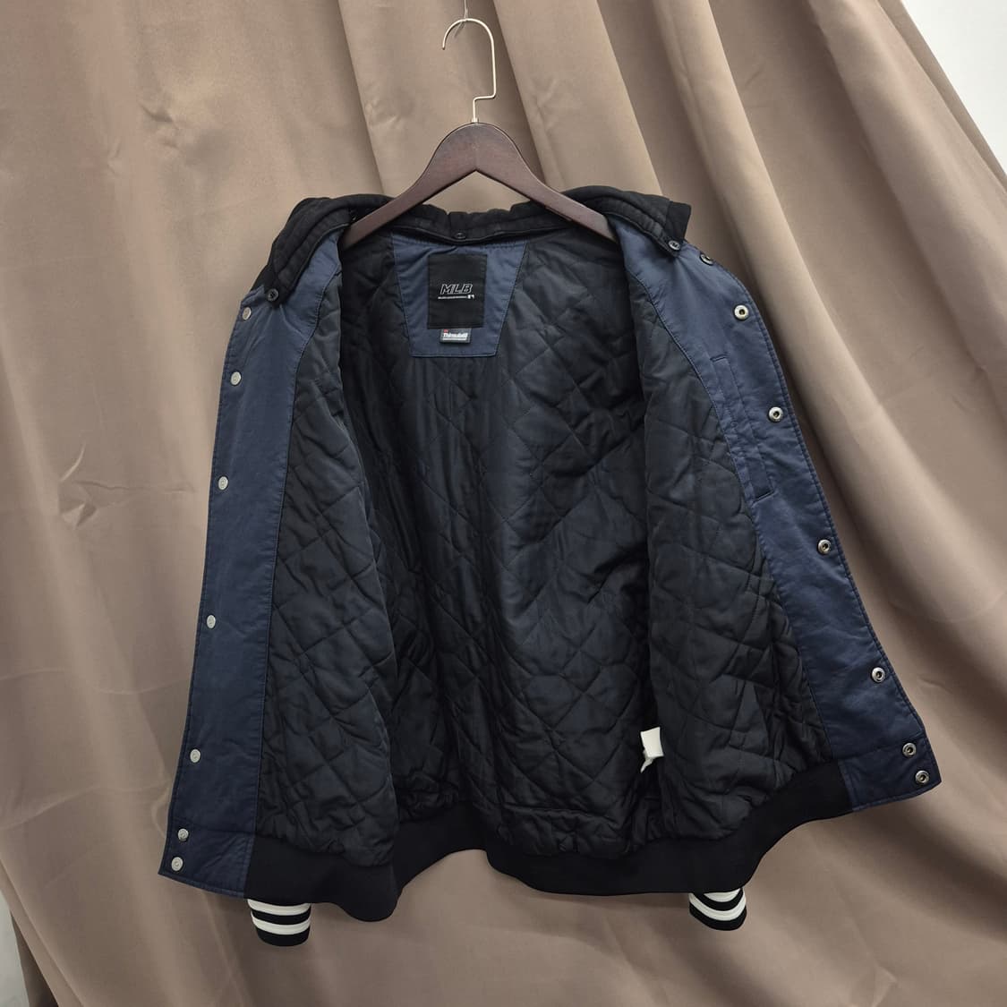 MLB 뉴욕 양키스 빅로고 후드 바시티 자켓 상품이미지4