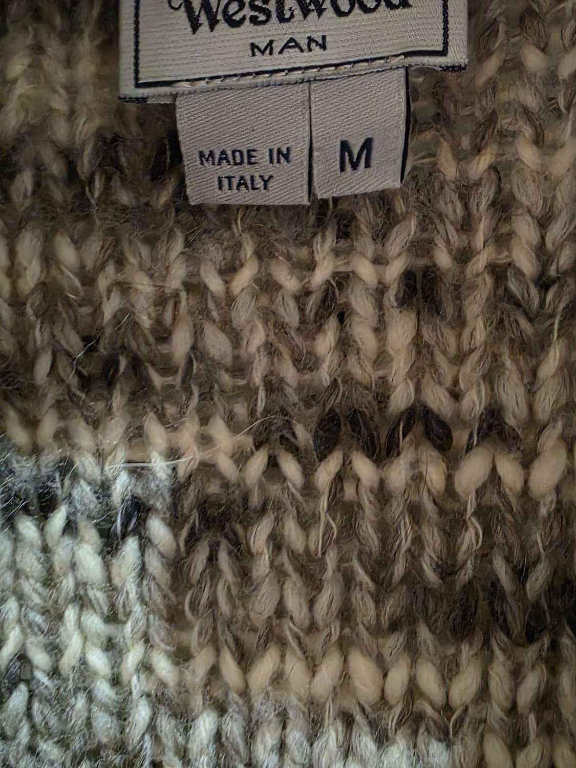 비비안웨스트 우드 남자 알파카 울 혼용 가디건 상품이미지3