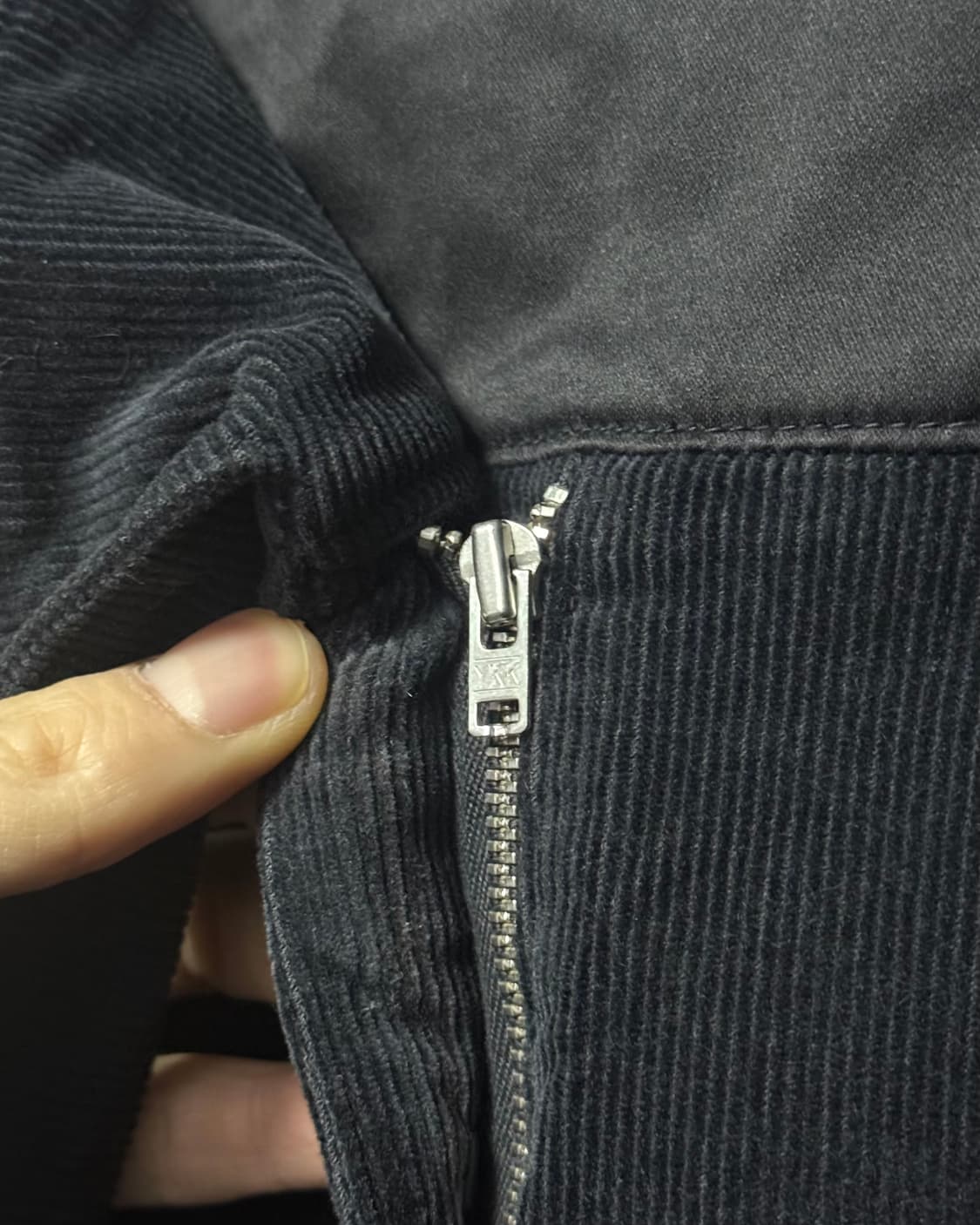 엠포리오 아르마니 골덴 코듀로이 블랙 검정 32 와이드 슬랙스 명품 바지 상품이미지5