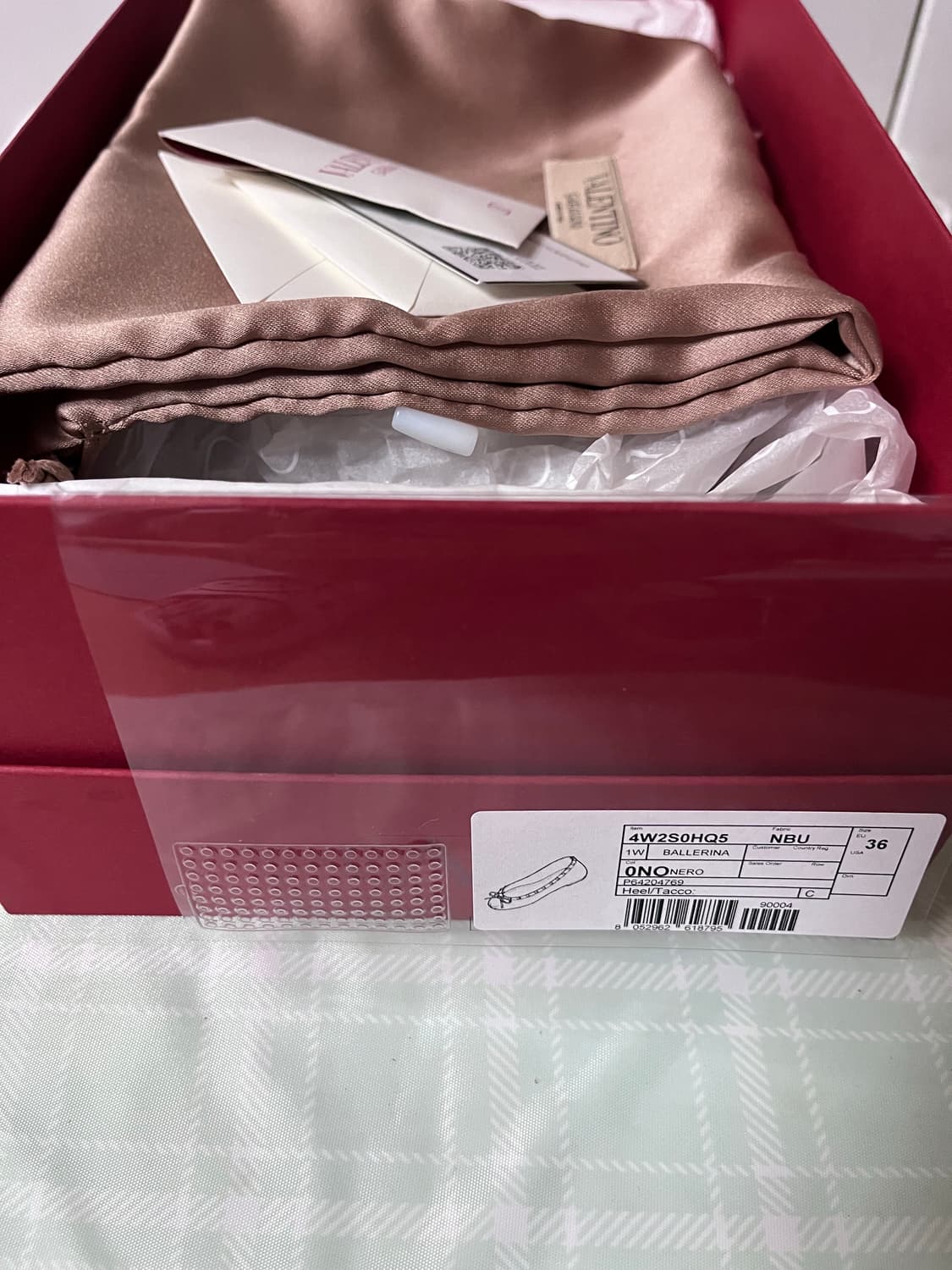 발렌티노 가라바니 플랫 올블랙애나멜 36 상품이미지5