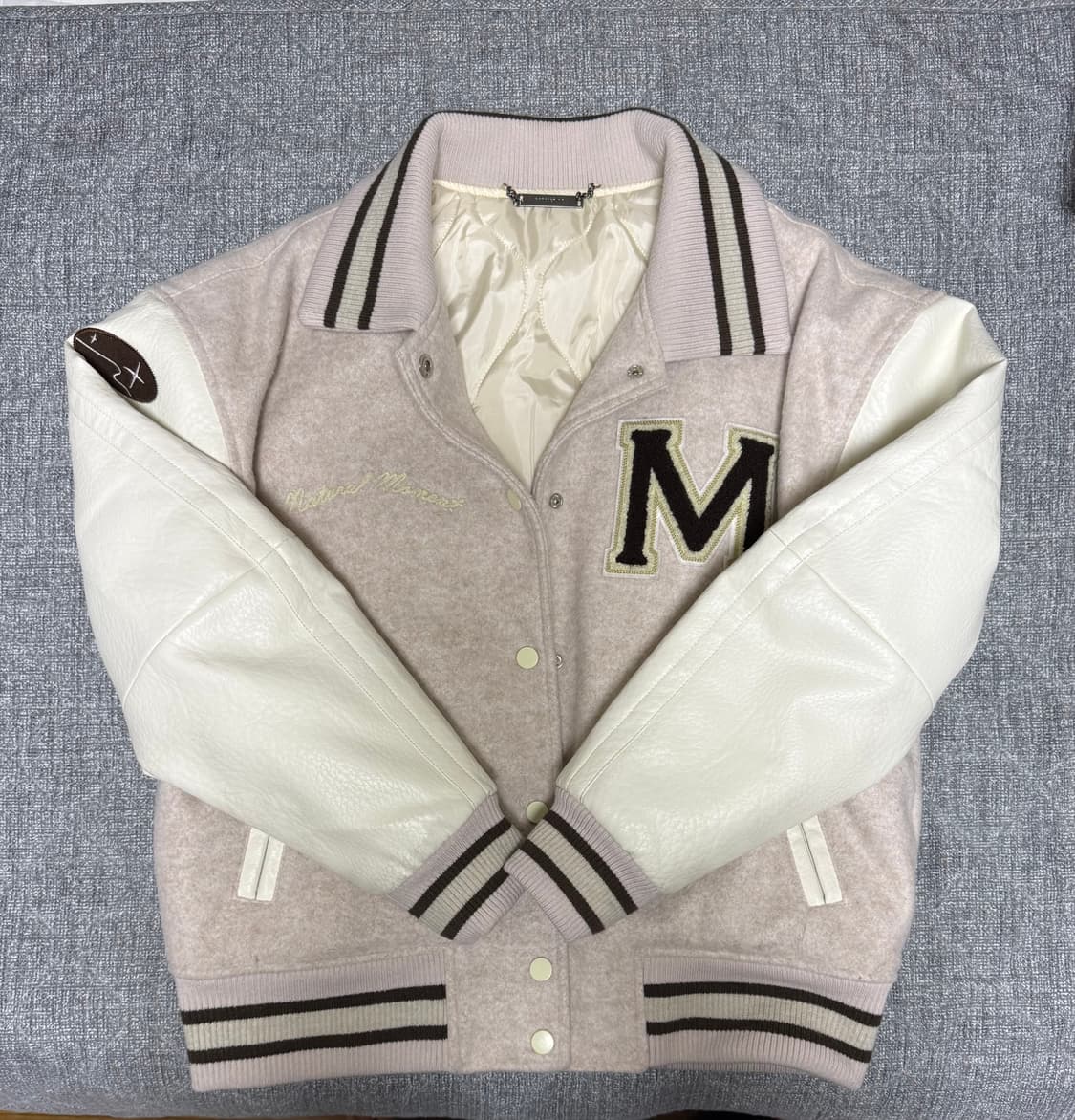 몽돌 바시티 스타디움 자켓 상품이미지1