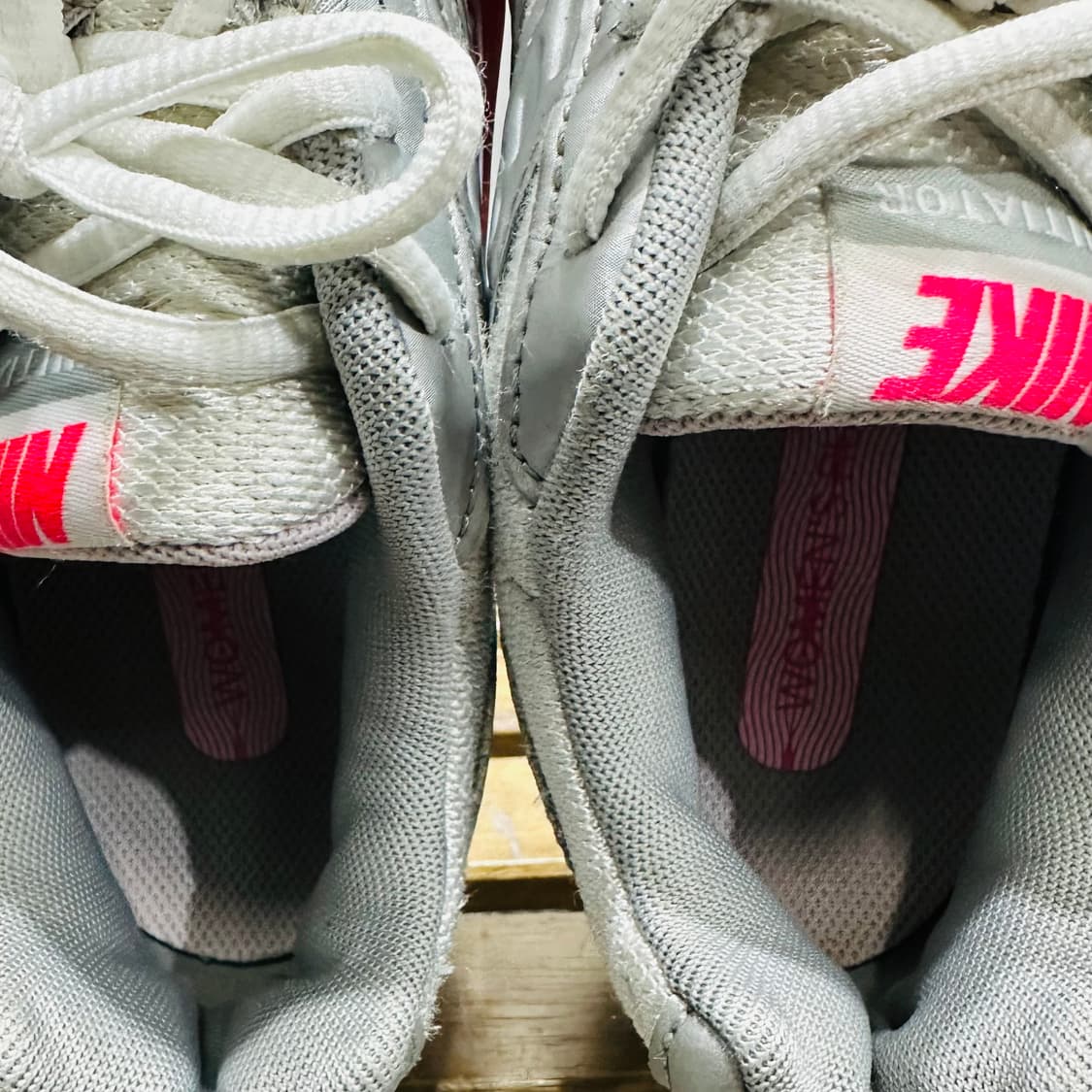 250) 나이키 운동화 남녀공용 신발 이니시에이터 메탈 핑크  상품이미지8