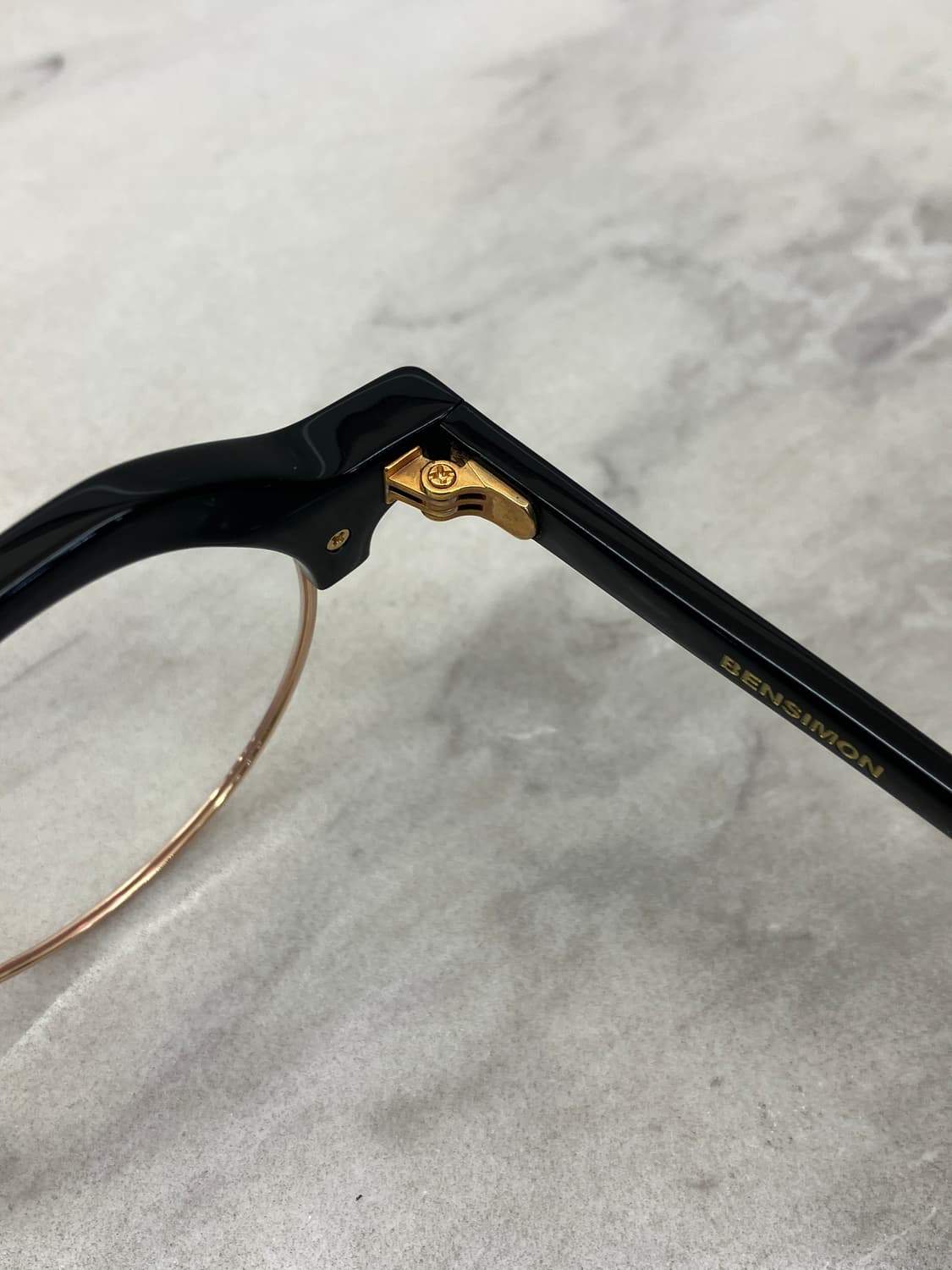 B35 밴시몽 BENSIMON 블랙골드 라운드 볼드 하금테 안경(27g) 상품이미지3