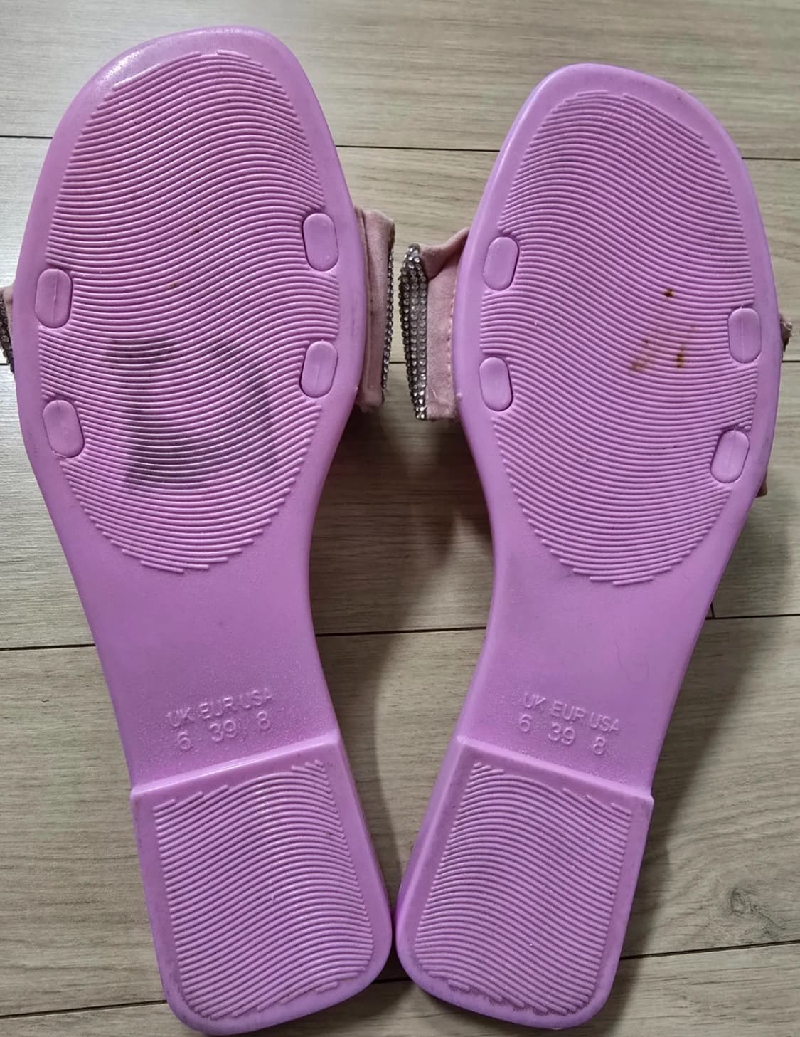 Juicy couture 쥬시 꾸뛰르 젤리 큐빅 샌들 상품이미지4