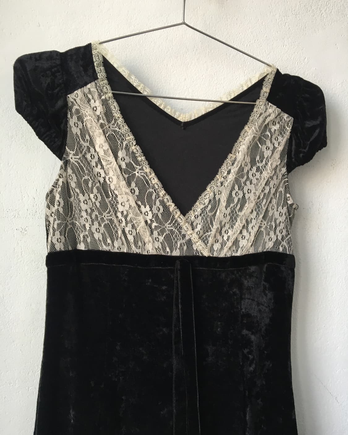 Lace point velvet onepiece 상품이미지5