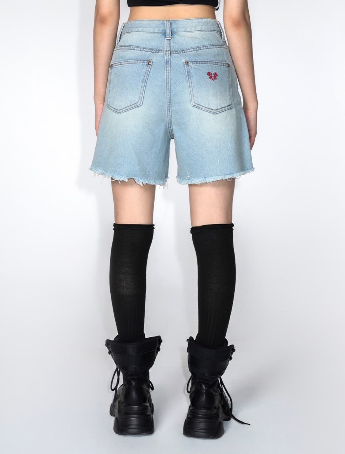 yeel 와이이이엘 레드하트 로고 반바지  상품이미지2