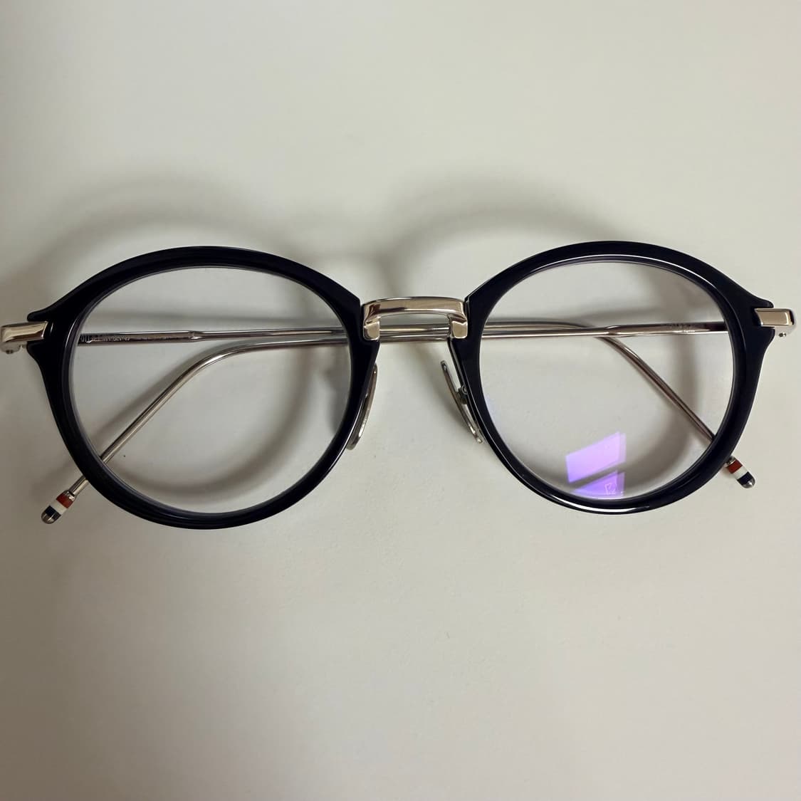 톰브라운 다크 네이비/실버 티타늄 안경 상품이미지2