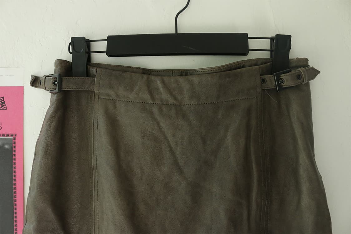 막스마라 벨트 루프 레더 미디 스커트 상품이미지5