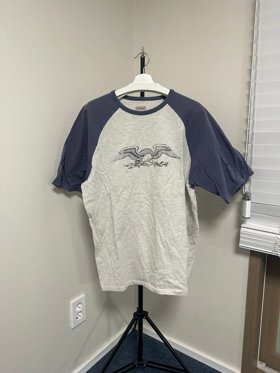 듀테로 이글스 반팔티 L 상품이미지1