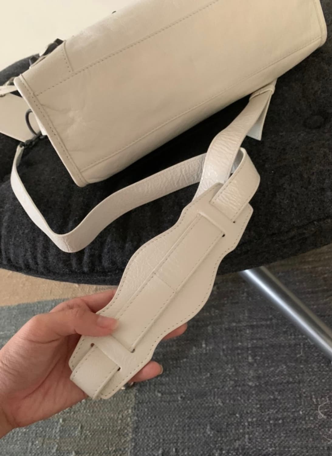 발렌시아가 스몰 모터빅 (르 시티백 옵틱 화이트) 상품이미지6