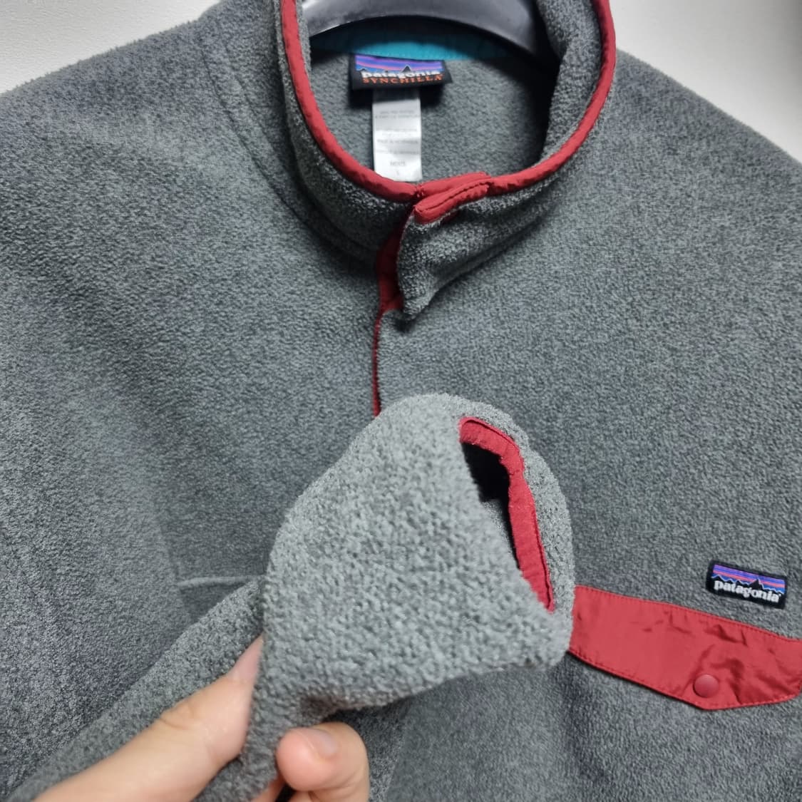 파타고니아 신칠라 그레이 레드L 상품이미지1