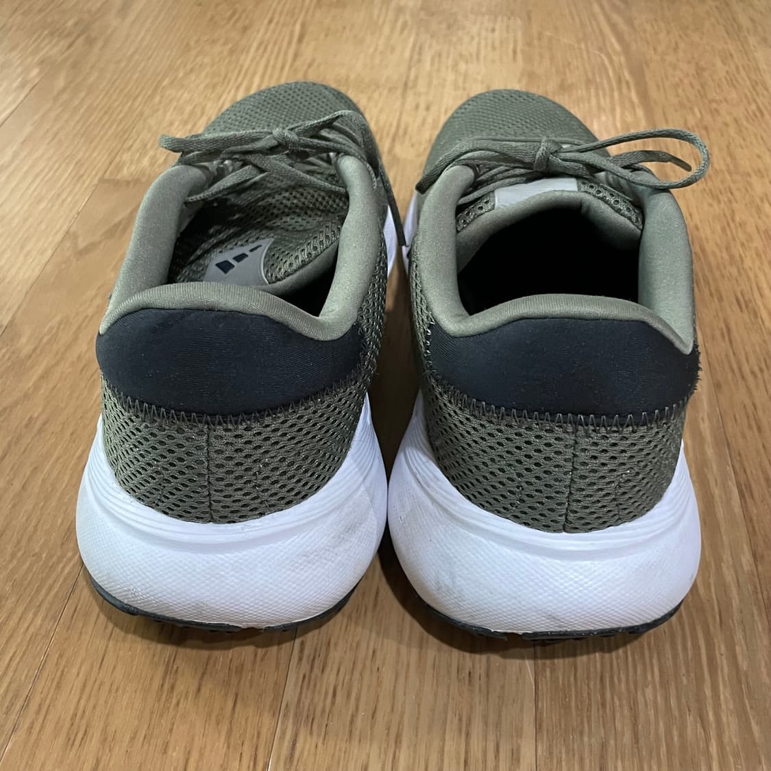 아디다스 리스폰스 러너 운동화 265-270 상품이미지4