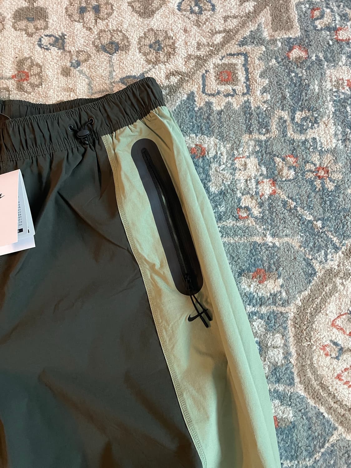 나이키 테크 드라이핏 우븐 컬러 블록 오버사이즈 팬츠(새제품. L) 상품이미지2