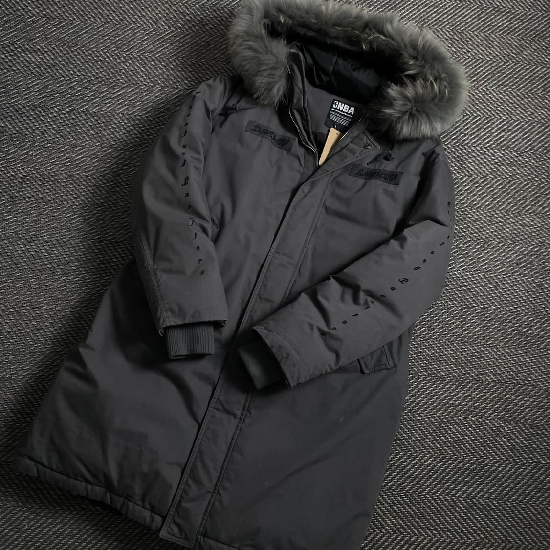 NBA 디테일 로고 그레이 라쿤 퍼 롱 야상점퍼o 4566 상품이미지1