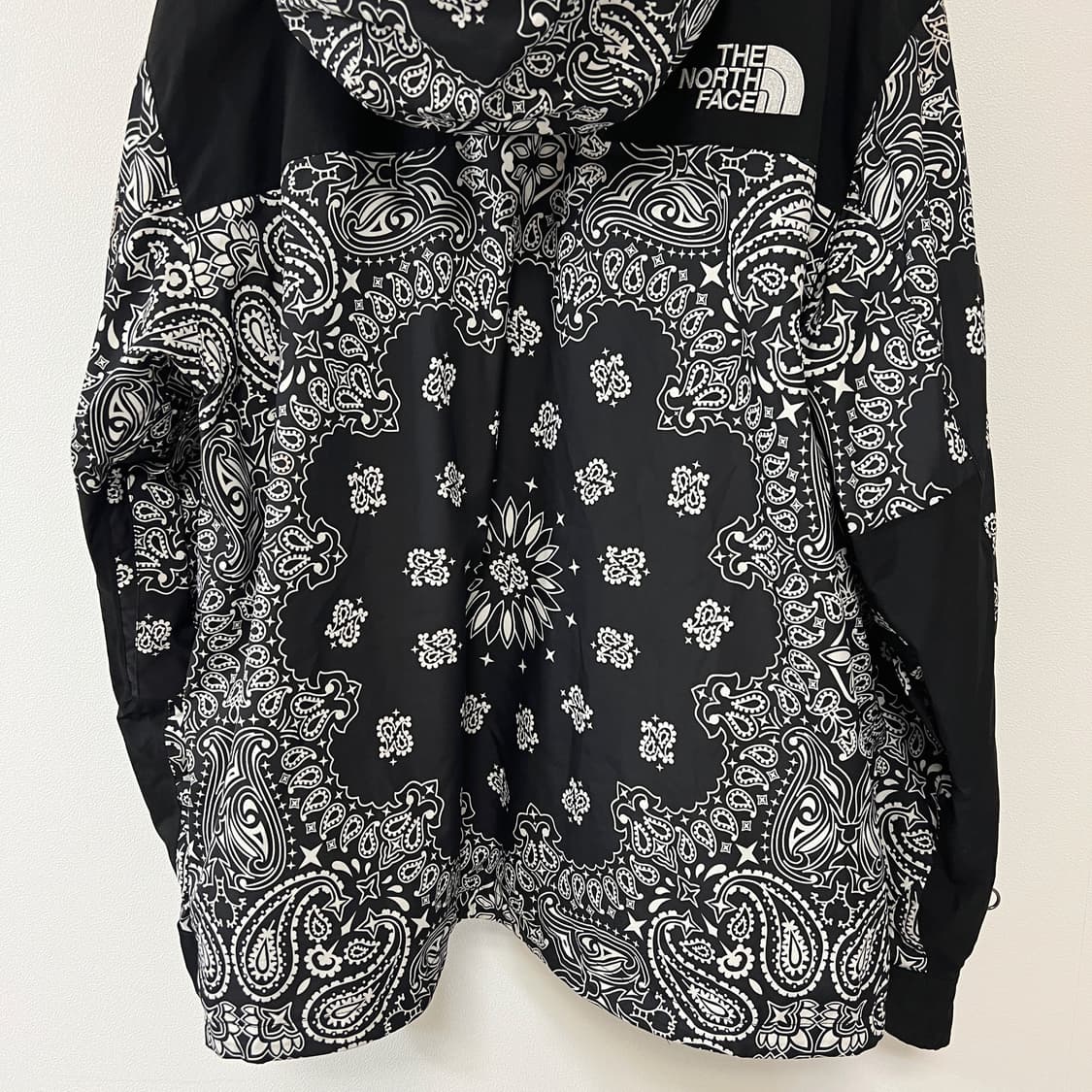 슈프림 노스페이스 14FW 반다나 자켓 블랙 상품이미지6