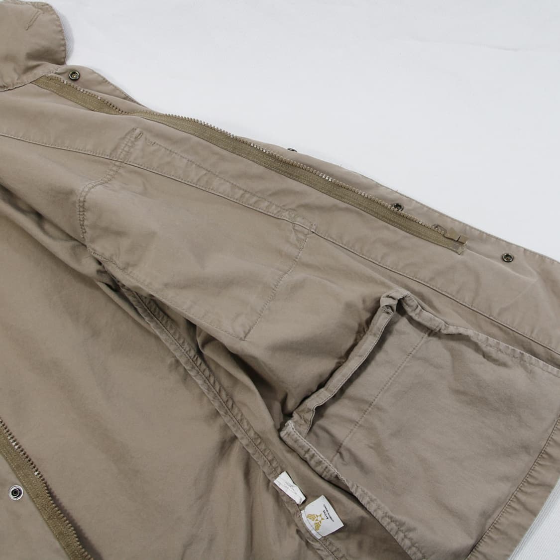 (착용컷) avirex M-65 필드 자켓 (95) 상품이미지8