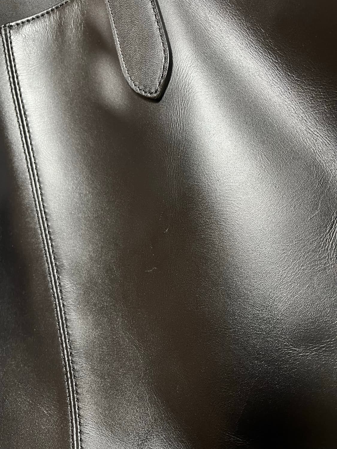 셔터 MONTANA LEATHER TOTE BAG (BLACK) 상품이미지8