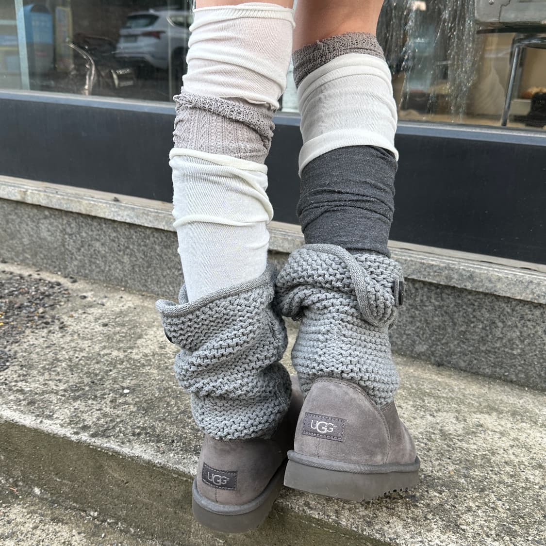 00s 그레이 니트 & 스웨이드 숏 어그 부츠 상품이미지8