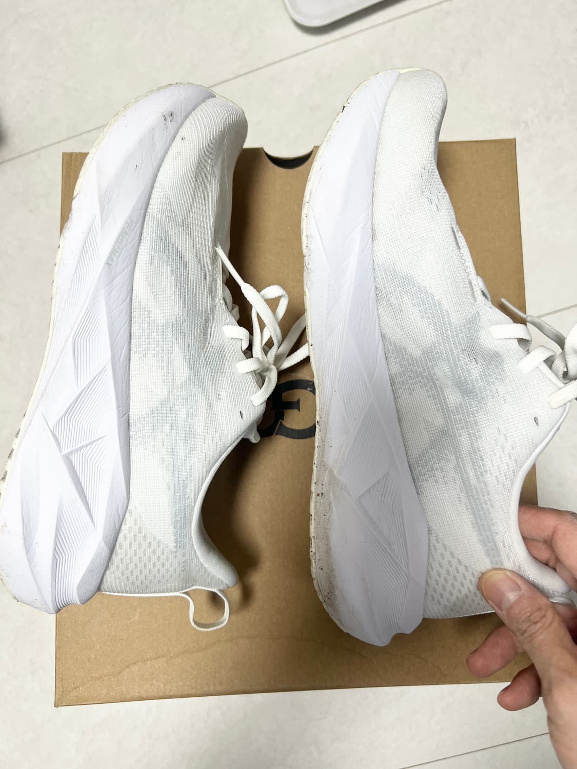 아식스 노바블라스트5 우먼 스탠다드 255 상품이미지5