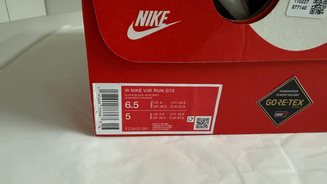 W235 / 나이키 V2K 런 고어텍스 블랙 아이언 그레이 상품이미지4