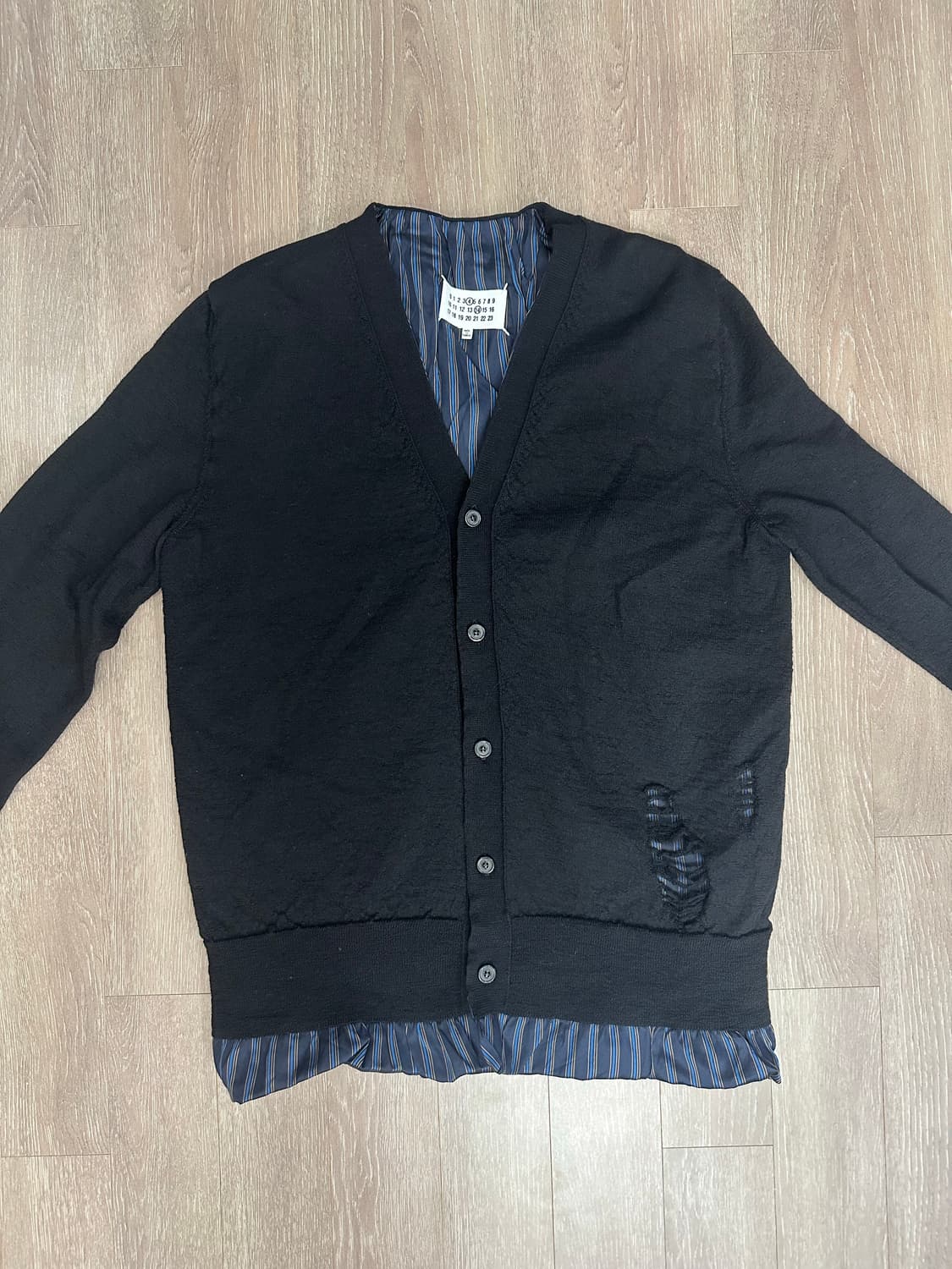 마르지엘라 디스트레스드 가디건 L 사이즈 상품이미지1