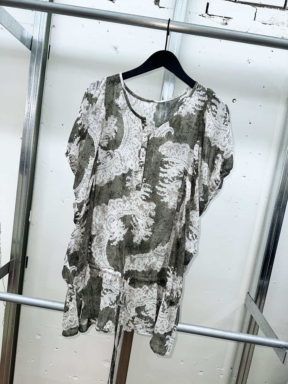 vintage khaki printed long strap top 상품이미지6