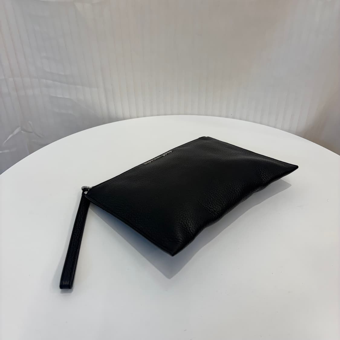 정품 마이클코어스 클러치백     상품이미지5