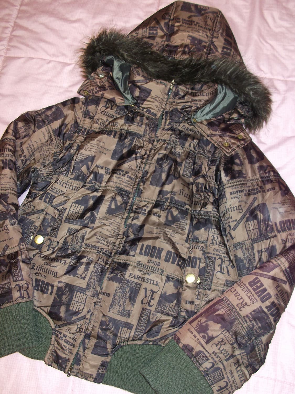 y2k 오네갸루 후드퍼 카키 패딩 상품이미지1