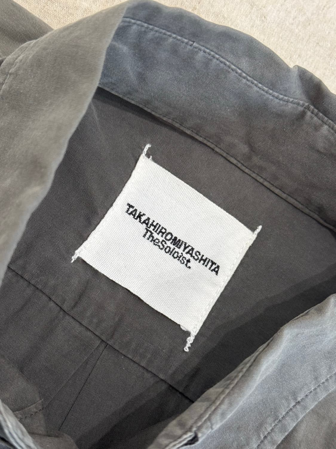 솔로이스트 실크 솔기 버튼업 셔츠 상품이미지7