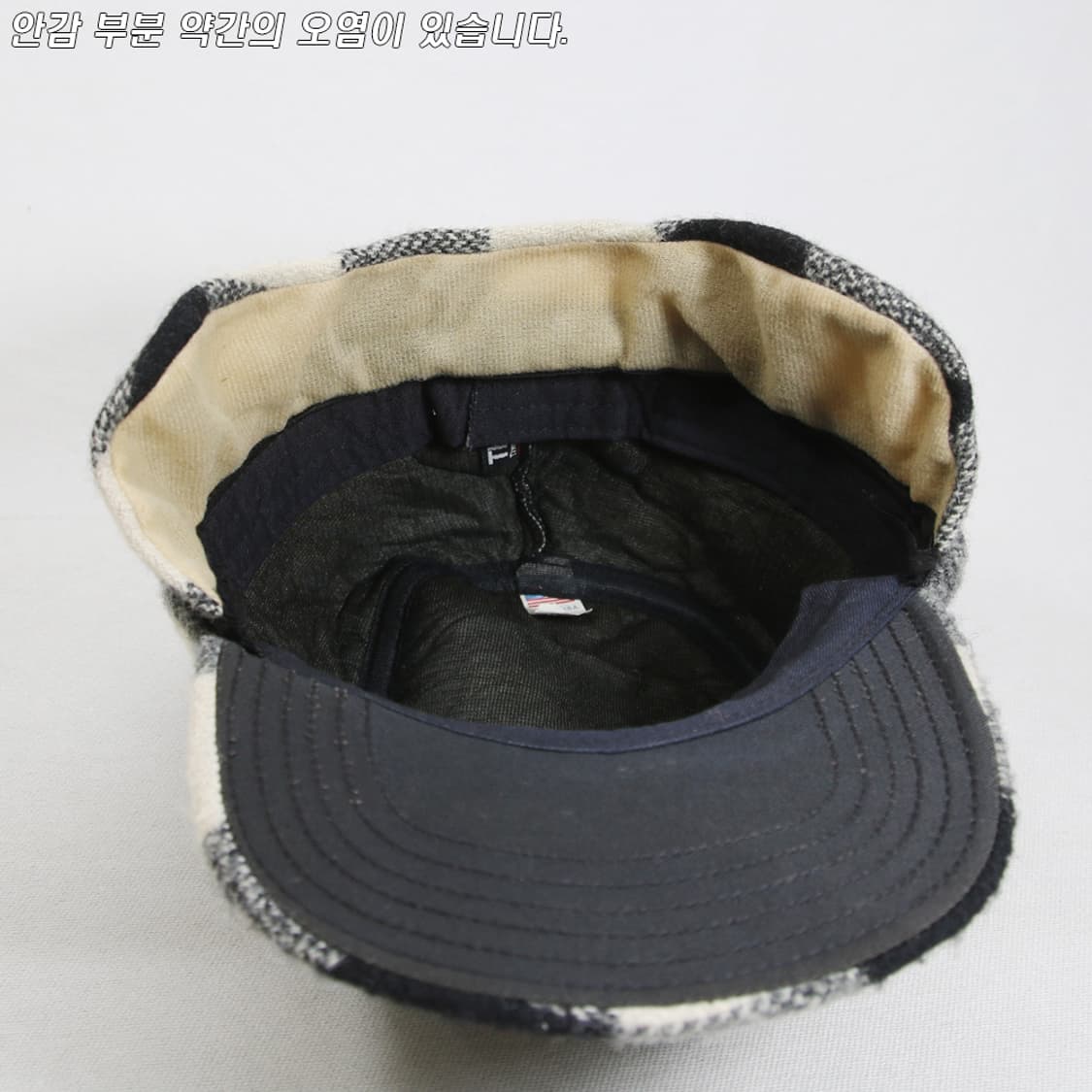 (착용컷) 울 체크 캡 상품이미지7