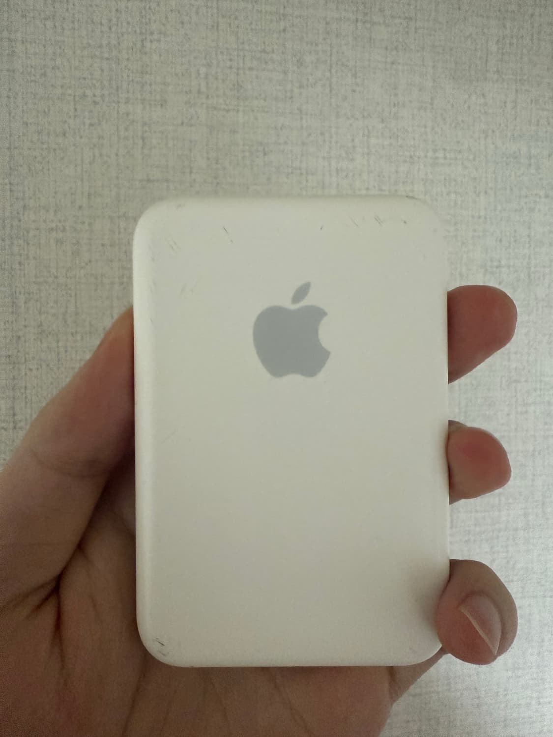 애플 맥세이프 보조배터리 상품이미지1