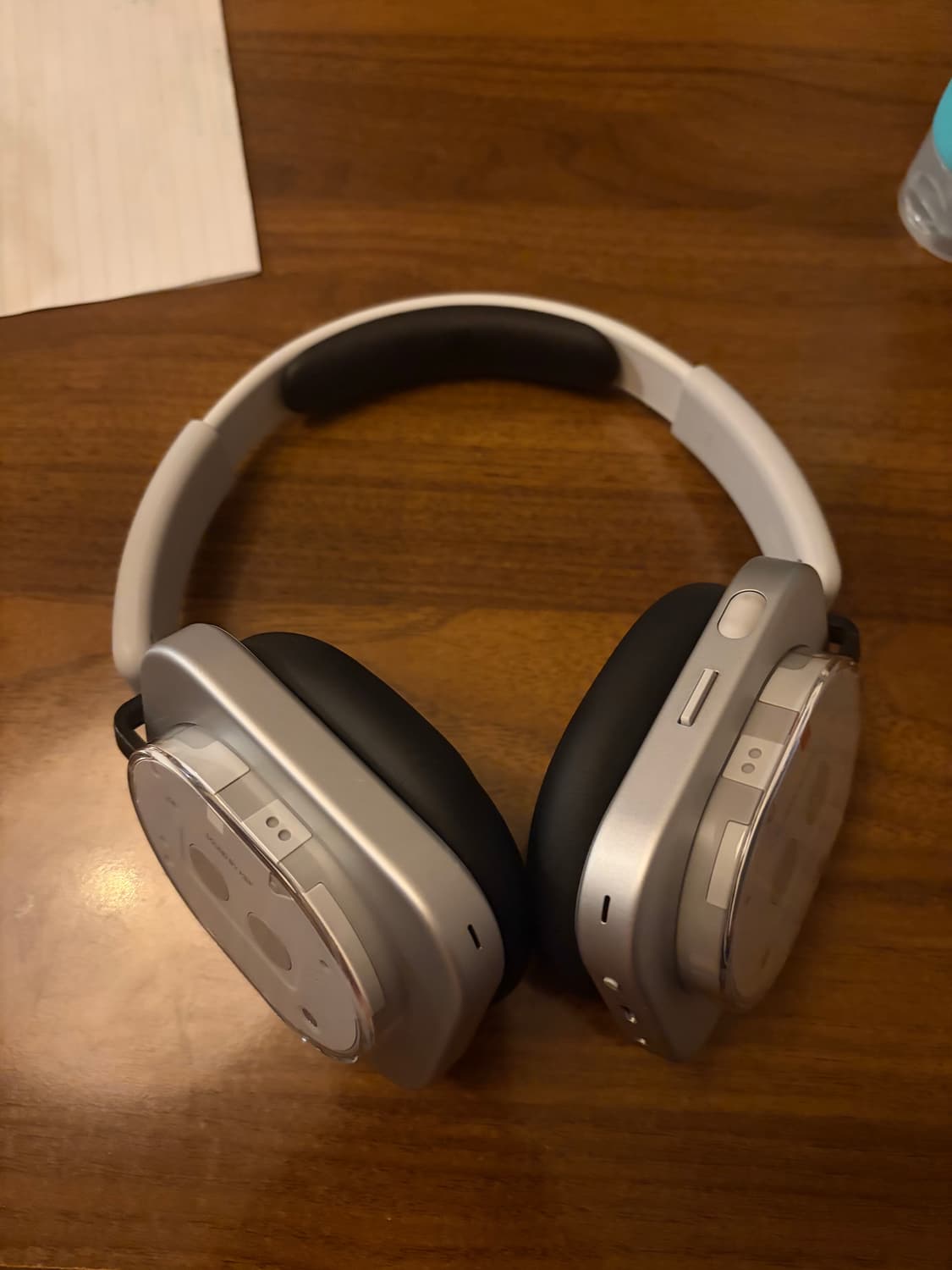 낫싱 헤드셋 상품이미지1