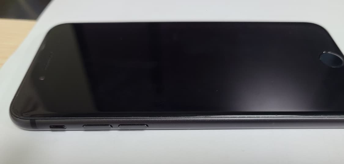 아이폰8 스그 64g 일본판 상품이미지5