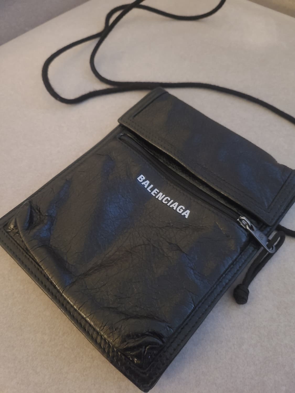 발렌시아가 레더 미니 크로스백  상품이미지1