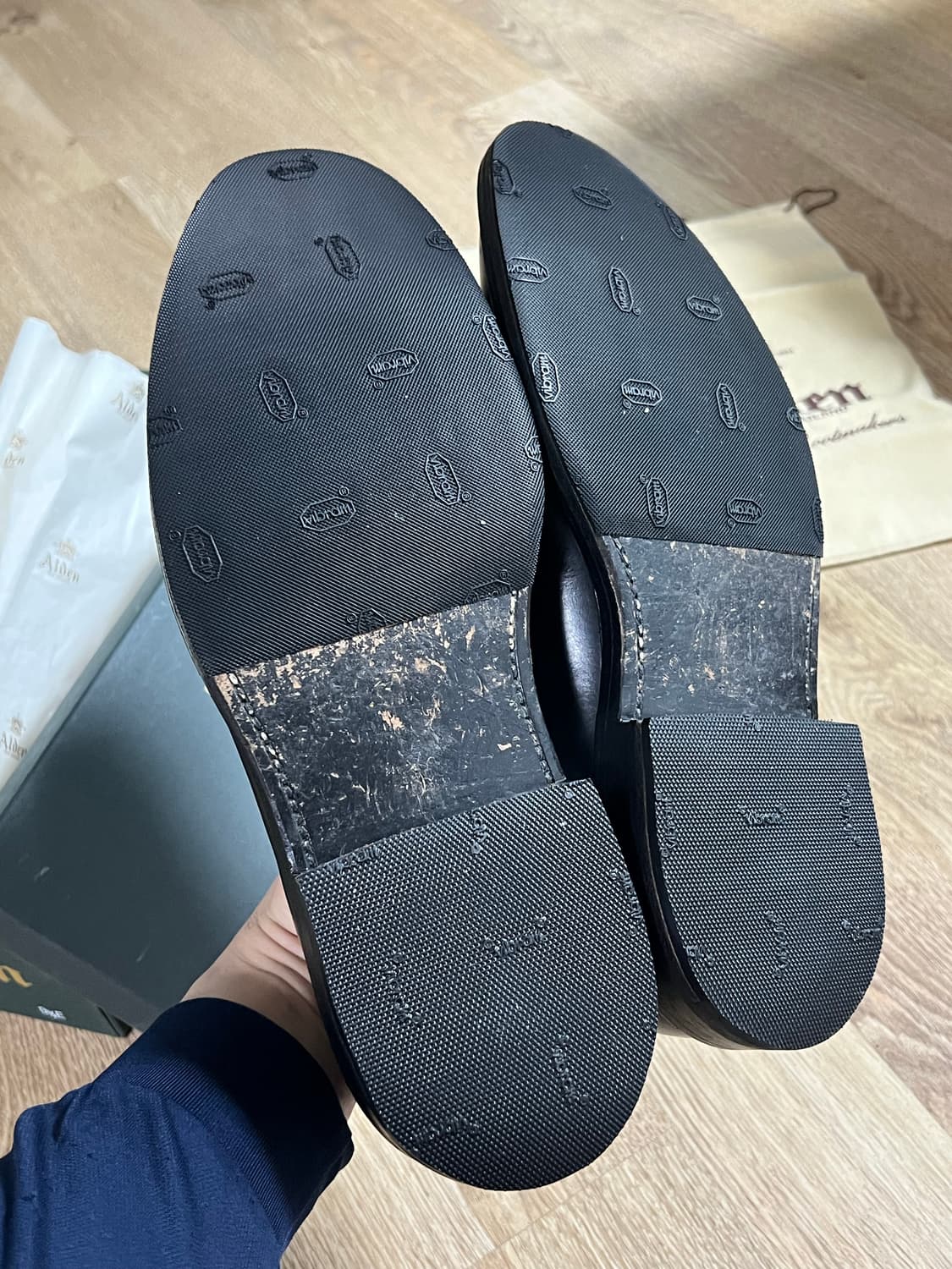 알든 9901 9.5E사이즈 판매 상품이미지5