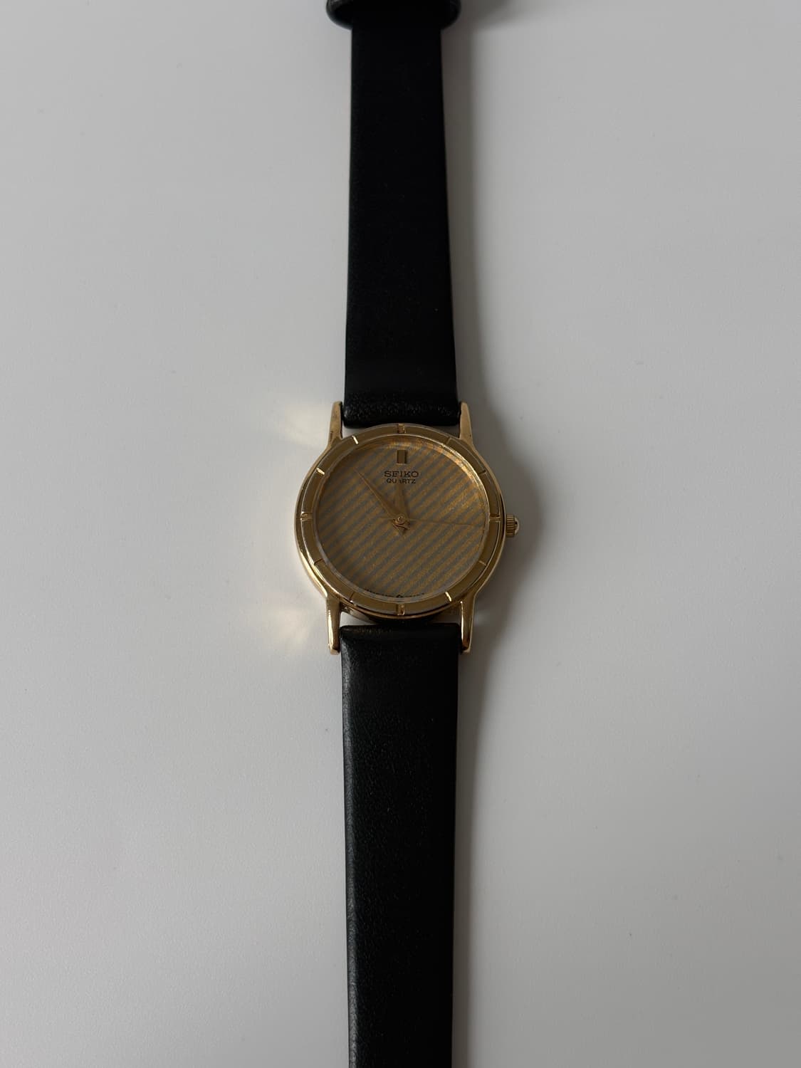 1980s Stripe Dial Gold Ladies Quartz 상품이미지2