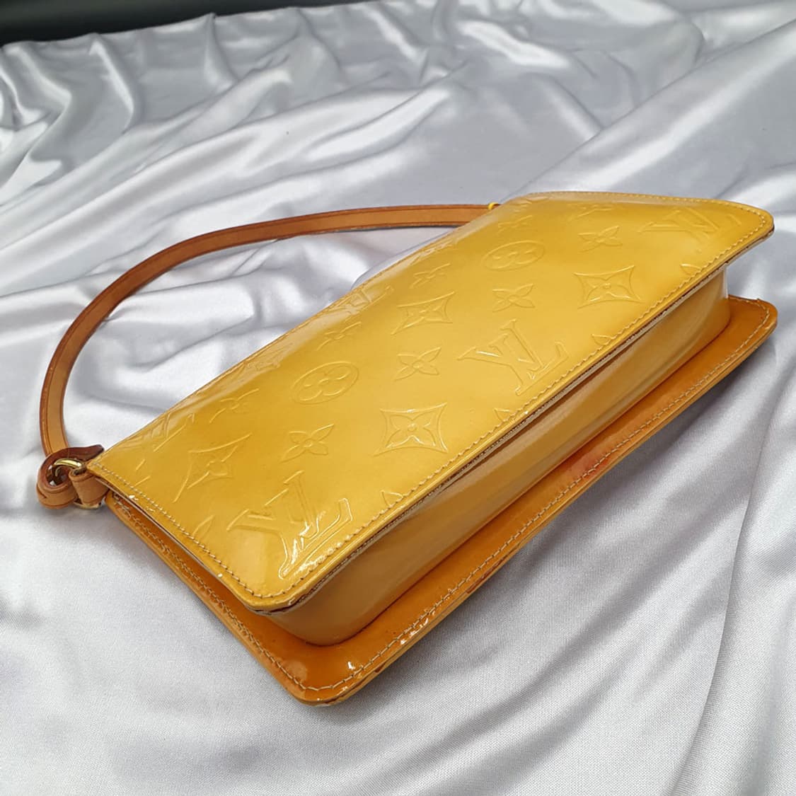 루이비통 베르니 파우치 숄더백 중고 가방 은피아노 상품이미지9