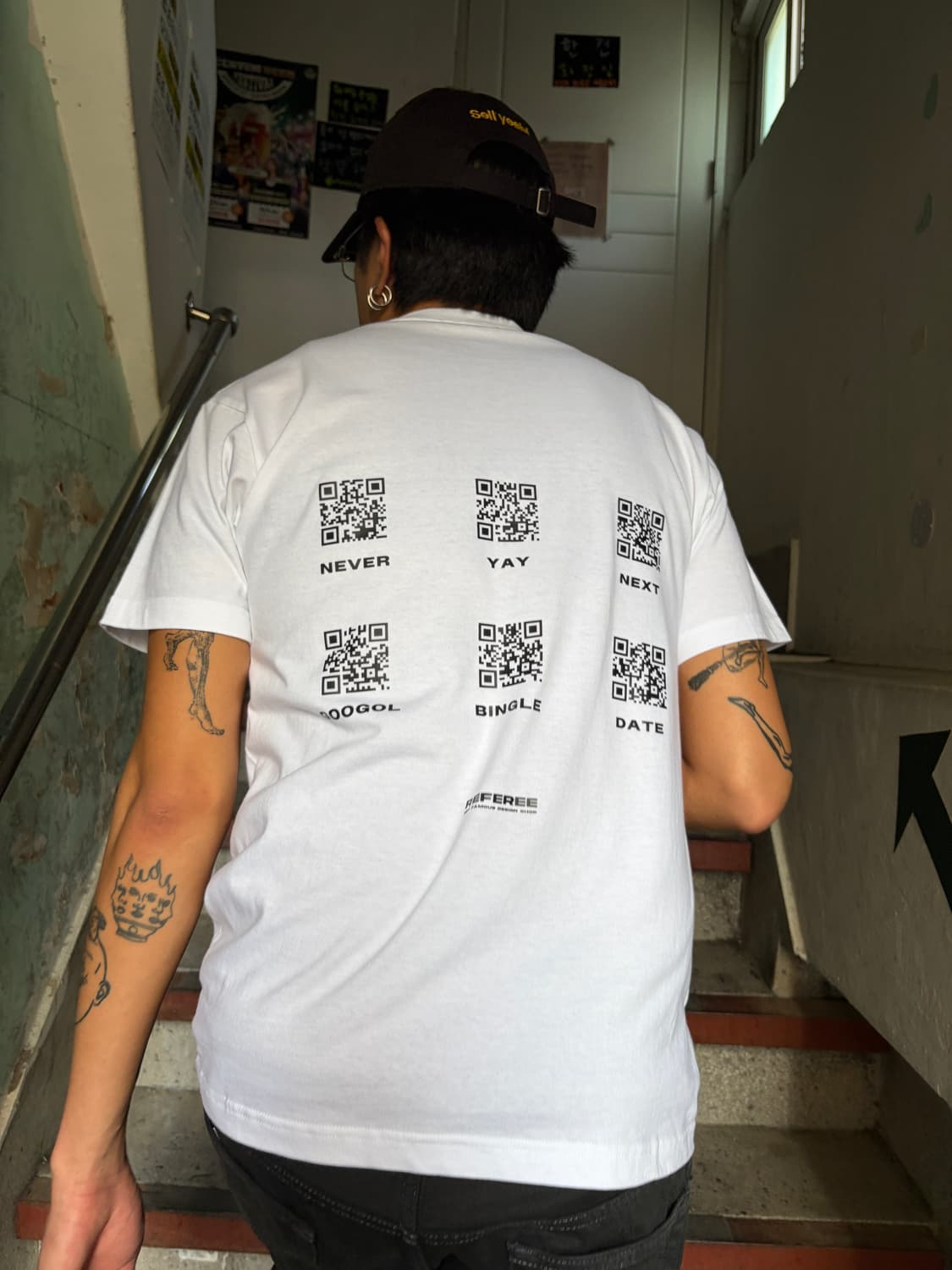REFEREE SIX QR CORD CREW NECK TEE 상품이미지3