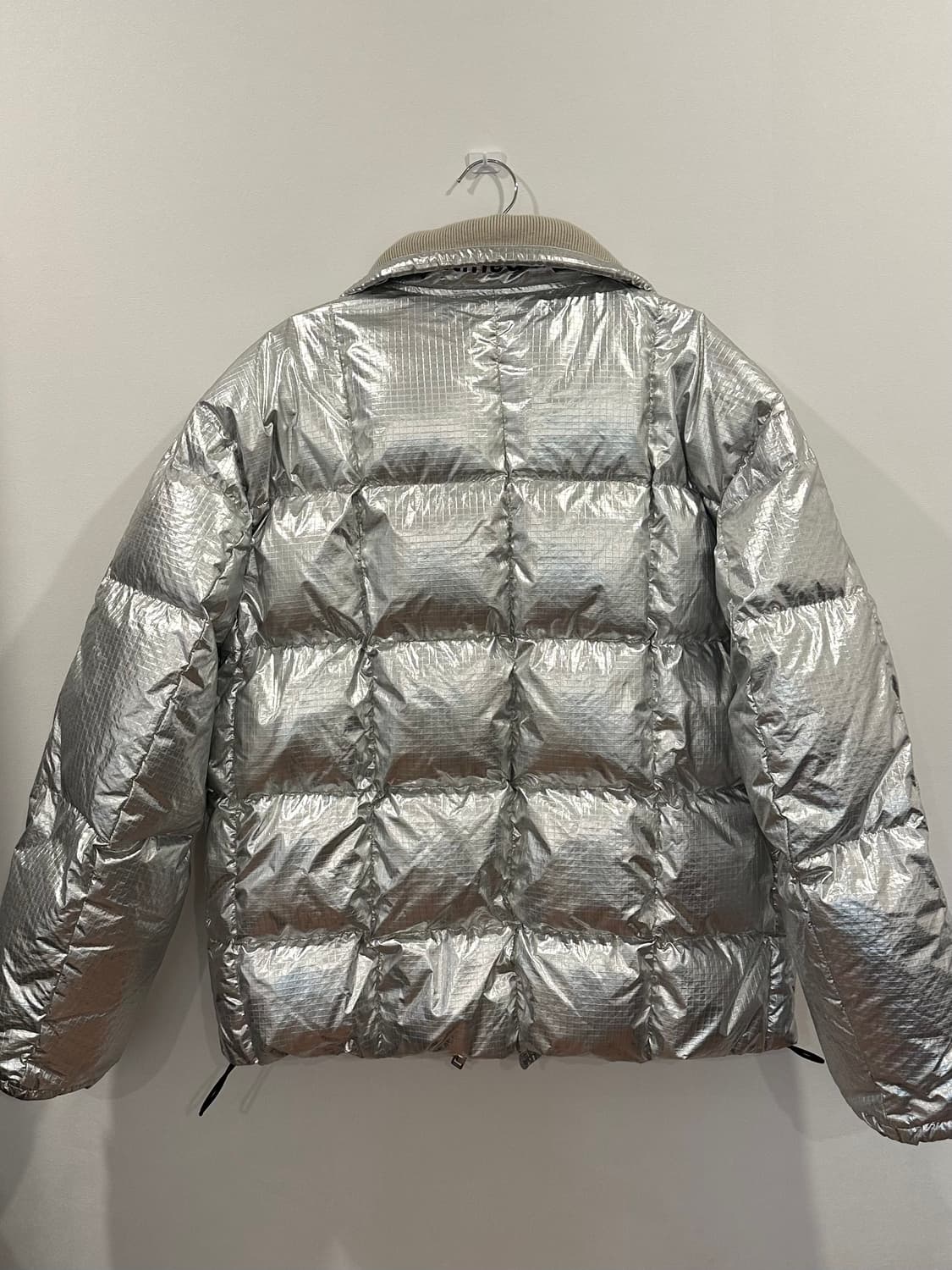 디젤 메탈릭 실버 패딩 상품이미지2