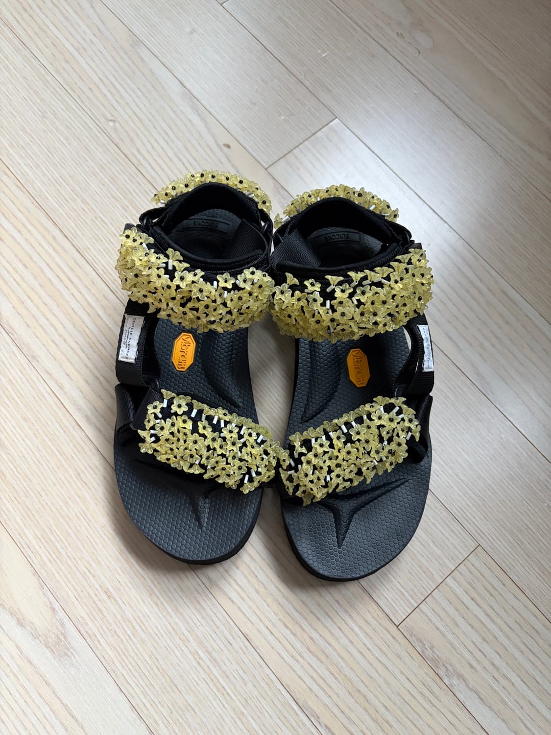 세실리에반센 x 수이코크 비즈 샌들 230 상품이미지1