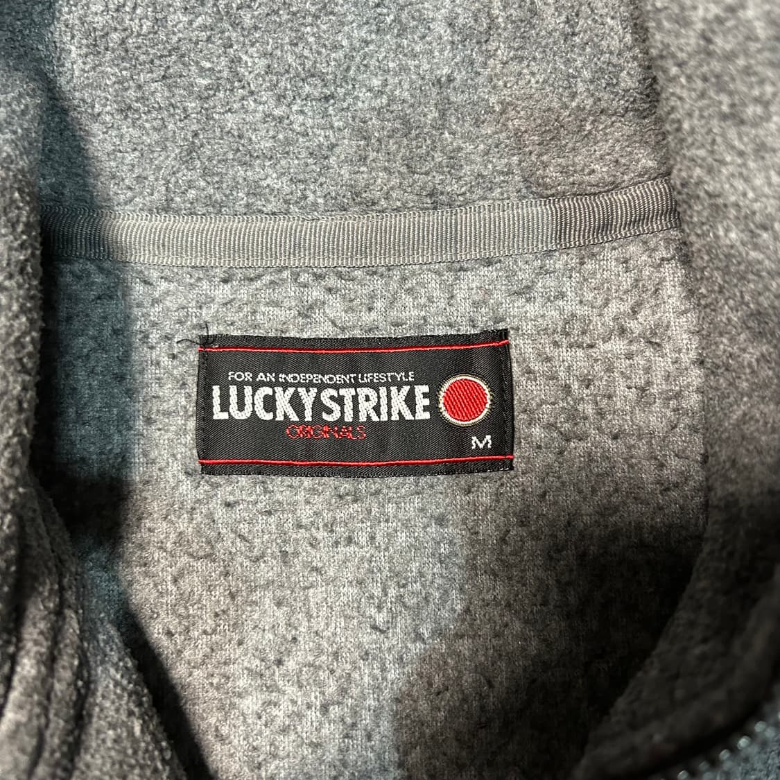 [XL] 90s 럭키스트라이크 플리스 하프집업 상품이미지4