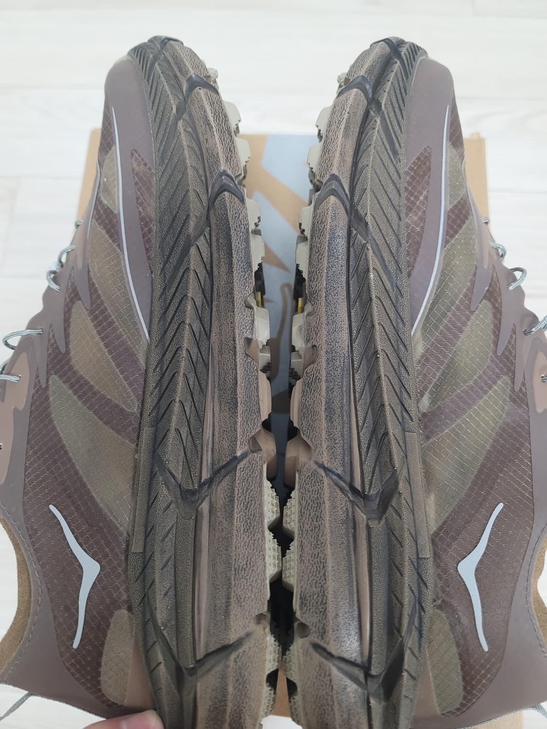 [270 초초민트급] 호카x새티스파이 마파테 스피드4 라이트러버 상품이미지6