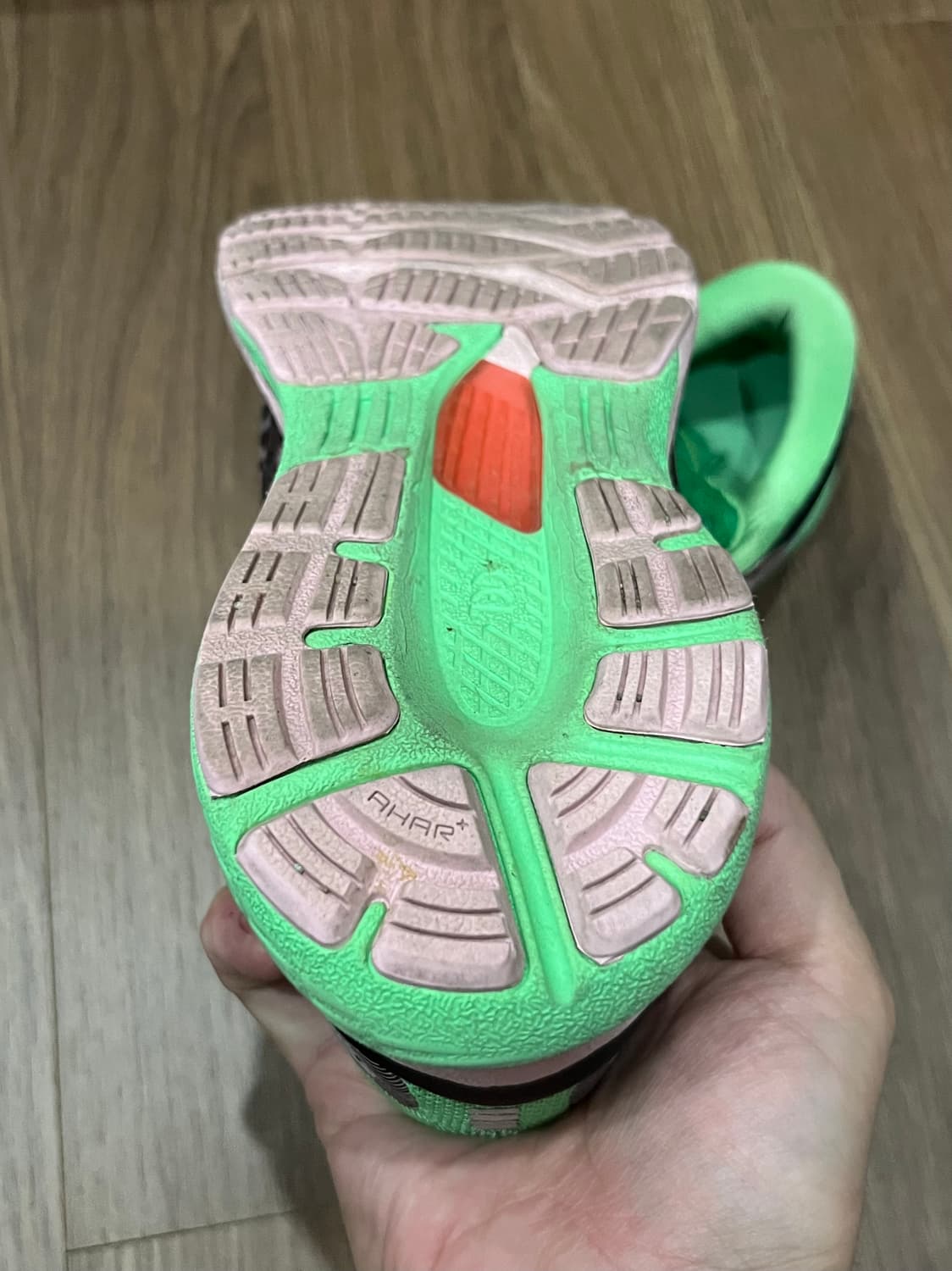 키코 코스타디노프 아식스 젤 카야노 230 상품이미지4