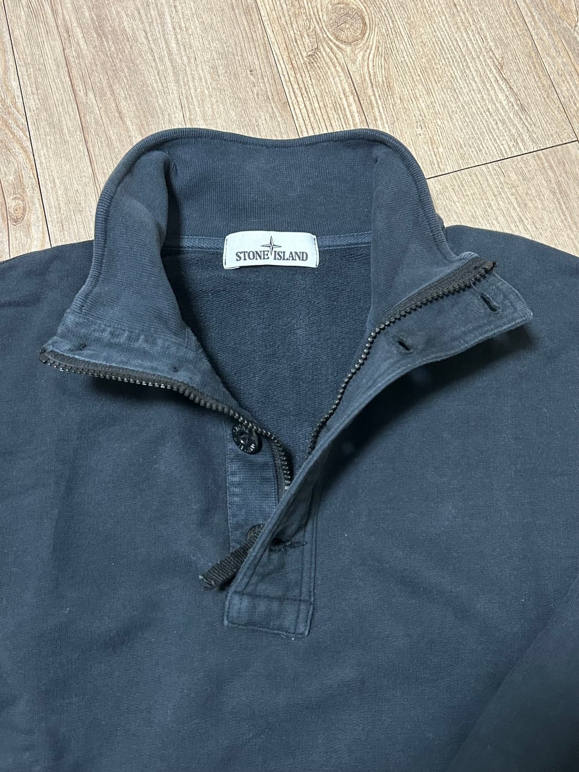 스톤아일랜드 코튼 하프 집업 상품이미지3