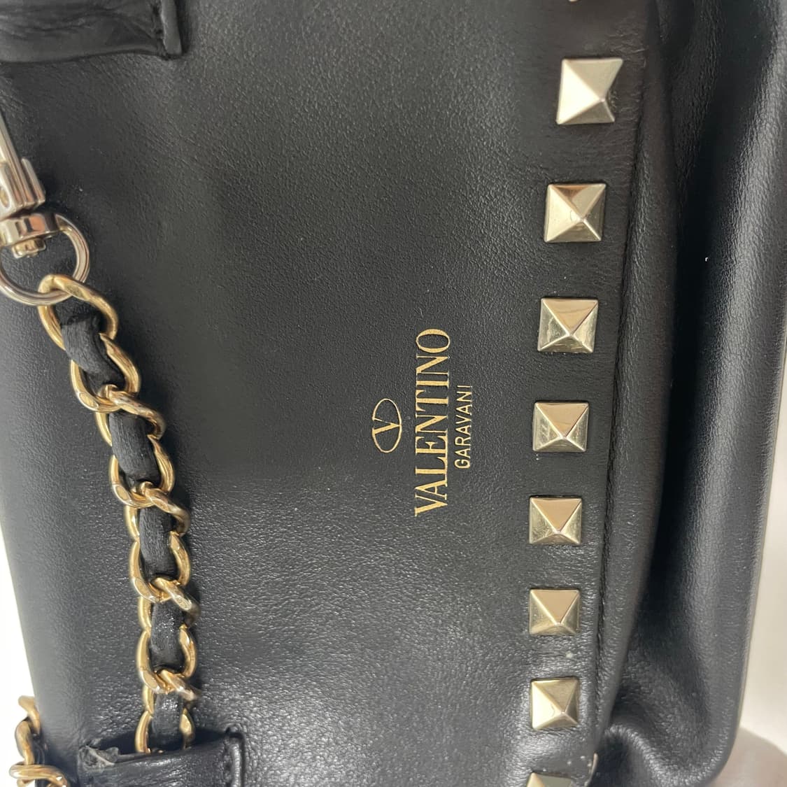 발렌티노 락스터드 클러치백 블랙 단품 상품이미지6